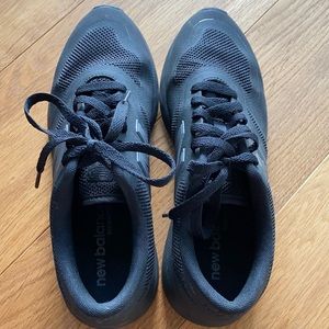 New Balance black sneakers. Barely worn.